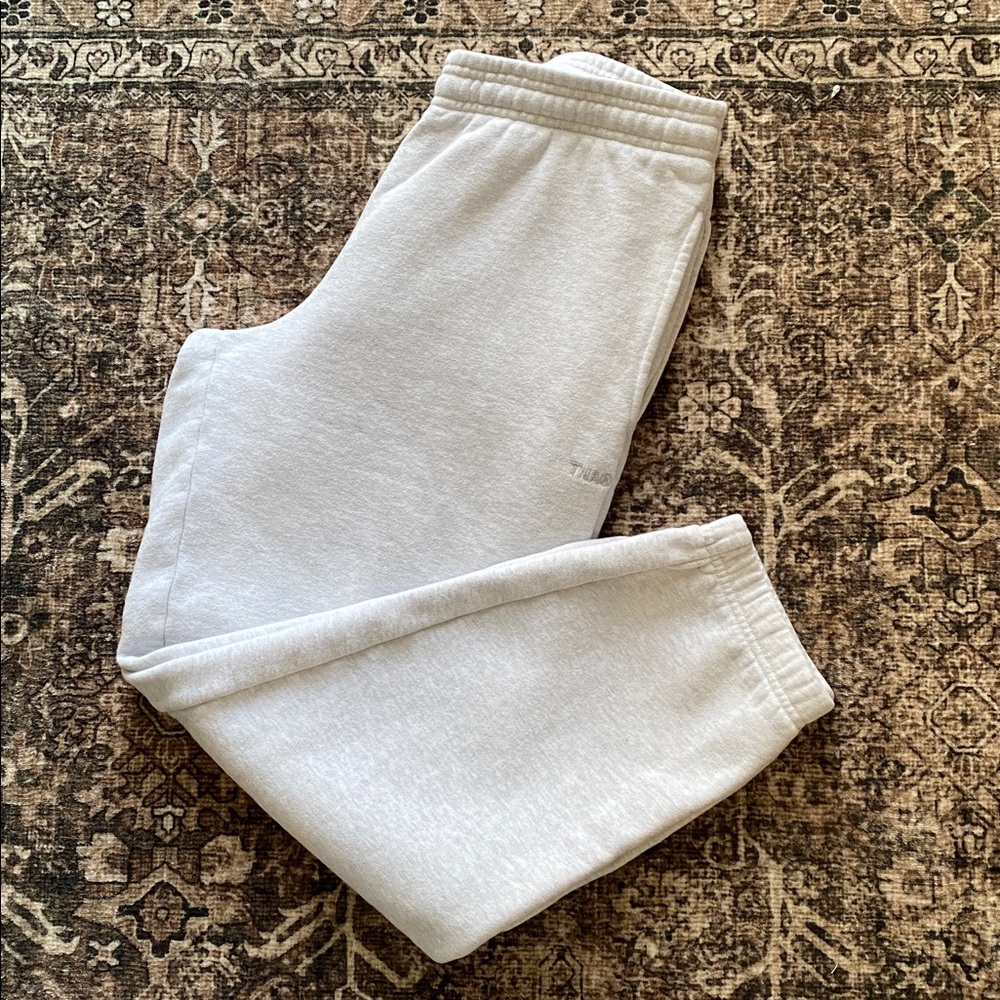 Aritzia Boyfriend Fit Sweatpants